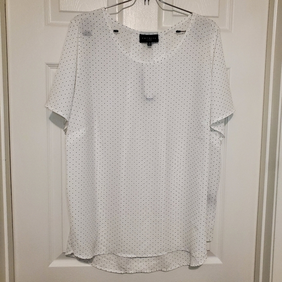 Premise White Polka Dot Blouse 1X - Picture 2 of 7